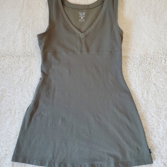 Hiking Dress. Green with Black Stripe Design from MOUNTAIN HARD WEAR. - Picture 4 of 15